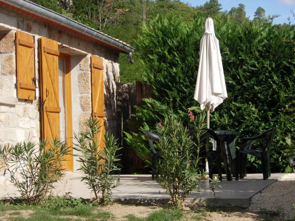 Location De Gites Les Sources Chambonas/Les Vans 客房 照片