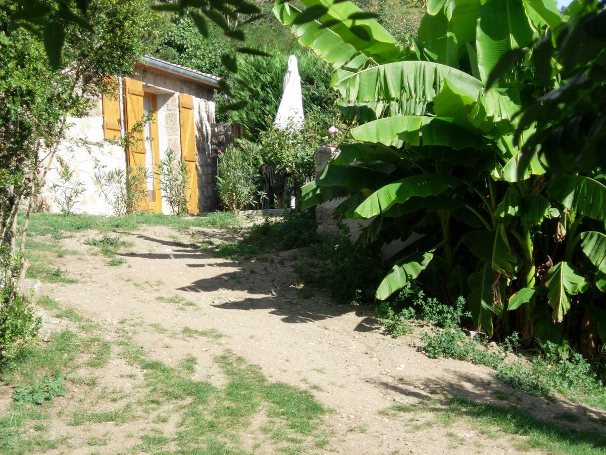 Location De Gites Les Sources Chambonas/Les Vans 客房 照片