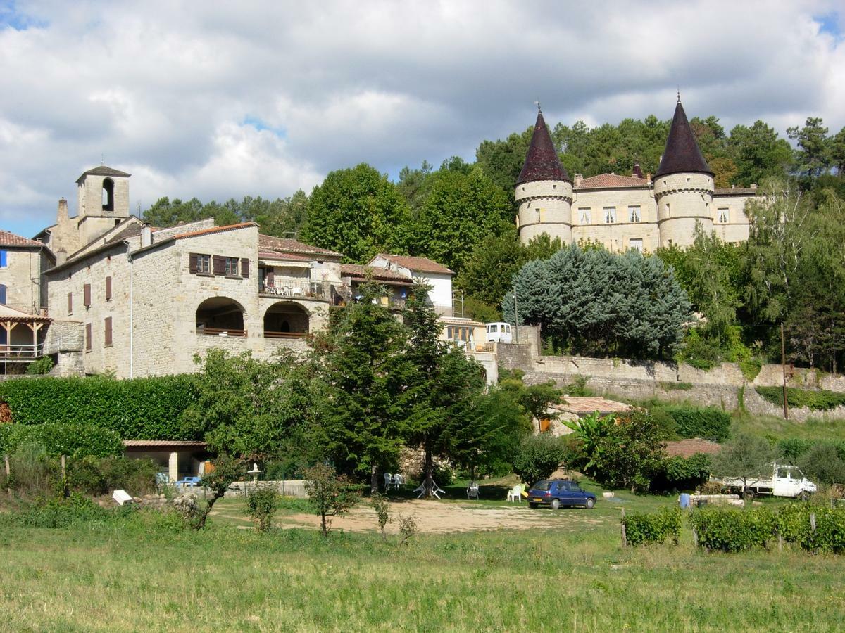 Location De Gites Les Sources Chambonas/Les Vans 外观 照片