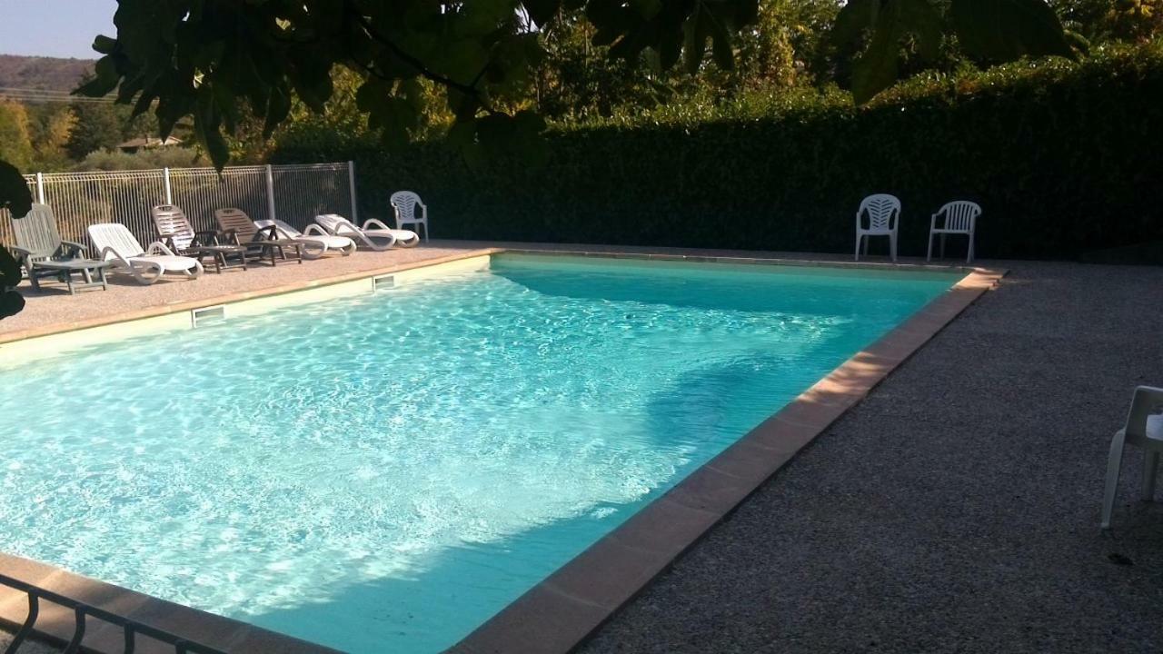 Location De Gites Les Sources Chambonas/Les Vans 外观 照片